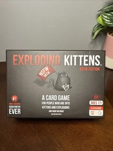 Juego de cartas de fiesta Exploding Kittens edición NSFW completo - Imagen 1 de 4