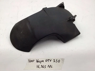 OEM VESPA REAR INNER FENDER MUD GUARD GT200 GTS 250 300 (1B001422) 2006-2022 - Image 1 of 4