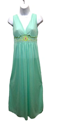 Vintage JC Penny Nightgown Womens S-Petite Mint Green Nylon Embroidered Feminine - Image 1 of 4