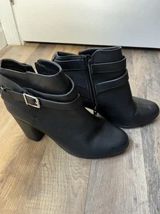 Material Girl #42172 Sz.10 Black Boots - Picture 1 of 8