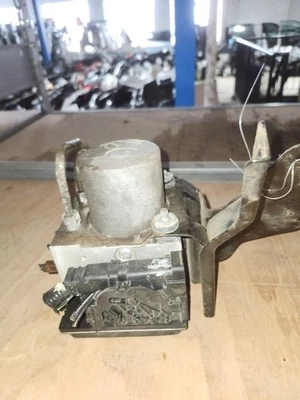 Nissan Altima 2010 sedán base ABS bomba actuador y conjunto de módulo OEM Foto 1 de 4