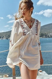 Zara Short Embroidery Dress Size M BNWT - Picture 1 of 6