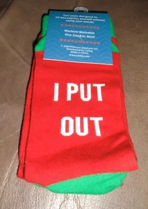 Lavley Novelty Socks "I PUT OUT FOR SANTA" COOKIES New OSFM CHRISTMAS SOCKS - Picture 1 of 10