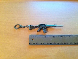 M4 Carbine - Metal Keychain Gun Key Chains (KC1) - Picture 1 of 1
