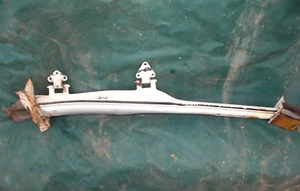 Mercedes Benz W111 1967, 230s, poste central izquierdo - Imagen 1 de 3