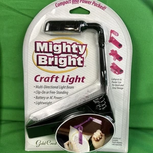 Mighty Bright Clip-On Leselampe, Netzteil und Ersatzbirnen - Bild 1 von 9