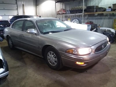 Windshield Glass Without Rain Sensor Fits 00-05 LESABRE 2039159 - Image 1 of 4