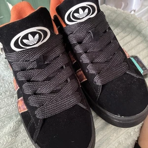 adidas Campus - Picture 1 of 6