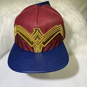 DC Comics Wonder Woman Snap Back Women’s Baseball Hat Cap Bioworld One Size NEW - Picture 1 of 7