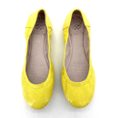 Women’s 6.5 M Vince Camuto Ellen Ballet Flats Yellow Patent Leather Casual Shoes - Image 1 of 4