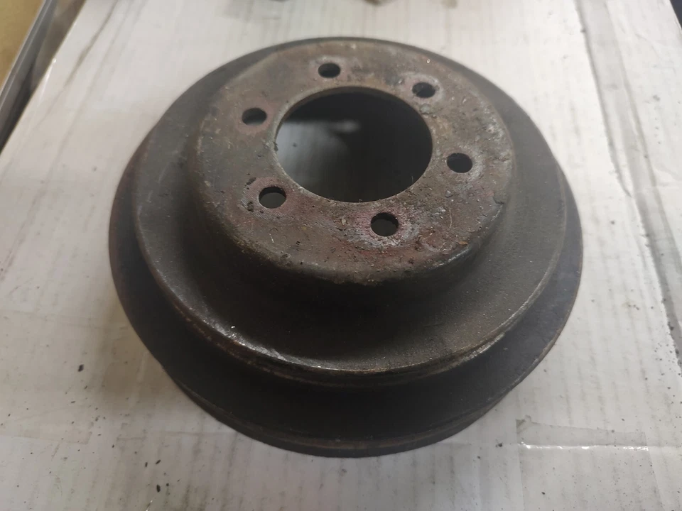 1971-1976 Buick 455 GS Riviera Electra LeSabre A/C Crank Pulley 1235777 - Image 1 of 1
