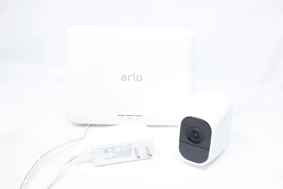 Netgear Arlo Pro 2 VMC4030P Wireless Camera with Battery & Base Station Works! - Image 1 of 4