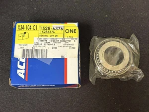 OEM GM DIFFERENTIAL OUTER PINION BEARING 15286376 - Picture 1 of 2