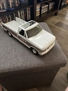Ertl Farm Country 1:16 Scale Ford F-150 Pickup Truck Case Graphics - Picture 1 of 6