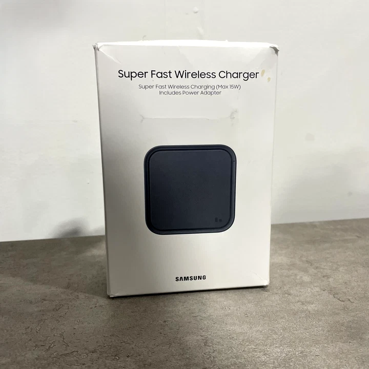Cargador inalámbrico Samsung 15W inalámbrico almohadilla de carga súper rápida para dispositivos Galaxy Foto 1 de 4