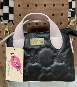 NEW Betsey Johnson Luv Betsey purse crossbody black & pink w/hearts Bag Gold - Picture 1 of 14