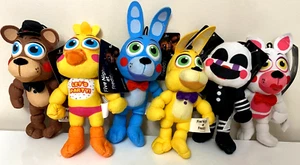 Juego de 6 juguetes de peluche Five Nights At Freddy’s Animatronics 8 pulgadas cada uno nuevo con etiquetas RARO - Imagen 1 de 5