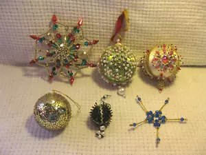 WEIHNACHTEN 6 KUNSTVOLLE HANDGEFERTIGTE VINTAGE-ORNAMENTE, PERLEN, PAILLETTEN USW. - Bild 1 von 14