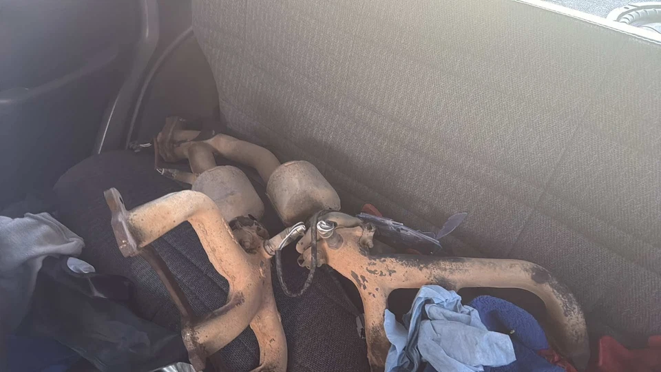 Jeep Cherokee XJ 2000-2001 4,0 L tubo de escape tubo de escape cabezal 02 sensores OEM Foto 1 de 2