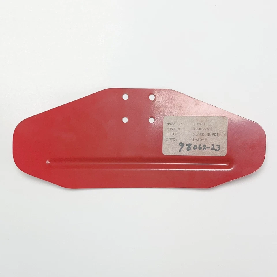 New Genuine Homelite HK-24 HK-28 HK-33 Trimmer Blade Guard #98062-23 - Image 1 of 1