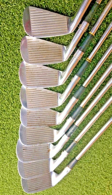 Juego de hierro Chicago Golf TOUR BLADE 2-PW diestro/acero rígido/raro/mm4032 Foto 1 de 4