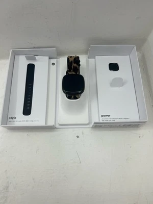 Reloj Pulsera FITBIT FB511BKBK Versa 3 Rastreador de Actividad Negro (D51118506) Foto 1 de 4