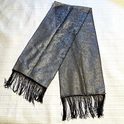 Bufanda Glentex vintage negra plateada con flecos Foto 1 de 4