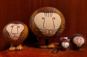 Juego de 4 estatuillas de porcelana Lisa Larson Lions 3 tamaños y mini llavero - Imagen 1 de 18