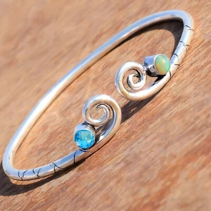 Brazalete creativo de plata de ley 925 con piedras preciosas de topacio azul y ópalo etíope - Imagen 1 de 5