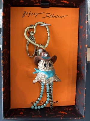 NUEVO EN CAJA Betsey Johnson COWBOY GHOST Tono Dorado Piedras Vidrio Flecos Bolso/Dije Llavero Foto 1 de 4