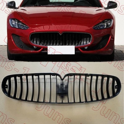 Parachoques delantero negro brillante para Maserati GranTurismo 2008-2017 Foto 1 de 4