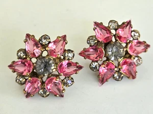 Vintage Czechoslovakia Pink & Clear Rhinestone Gold Tone Screwback Earrings 7/8" - Picture 1 of 6