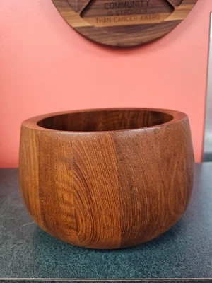 Tigela de madeira grande vintage Dansk Designs Demark - Imagem 1 de 4