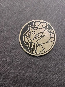 Pokemon Trading Card Game Gold Raikou Collectible Coin - Picture 1 of 2