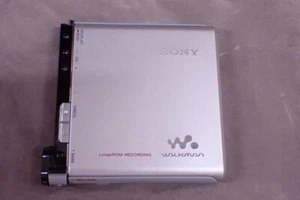 SONY MZ-RH1 Walkman Hi-MD MiniDisc Recorder/Player, Silver, Tested & Working - Picture 1 of 3
