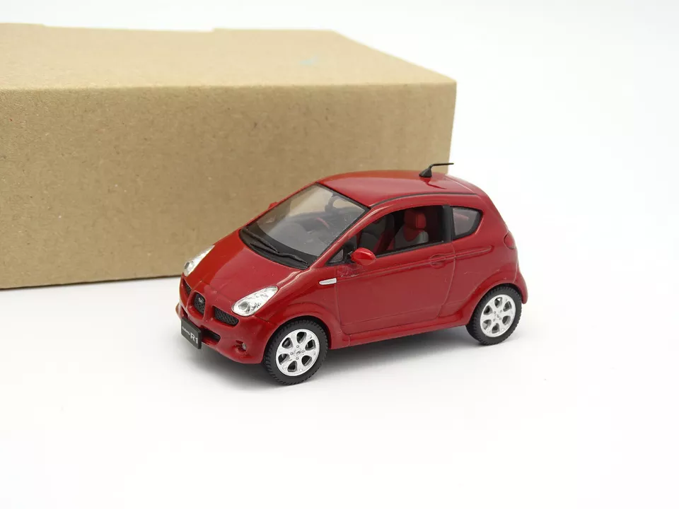 NOREV Sb 1/43 - Subaru R1 Rosso - Immagine 1 di 1