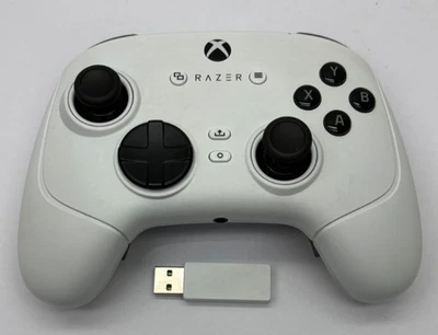 Razer Wolverine V3 Pro White Edition Wireless Controller For Xbox And PC - Image 1 of 4
