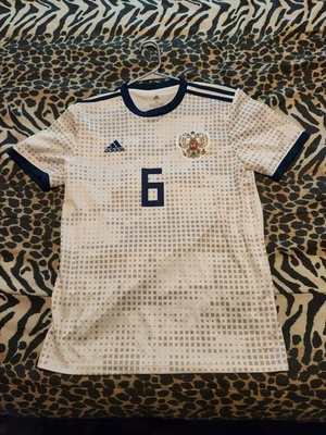 Футболка Черышева подлинная Россия 2018/2019 выездные матчи чемпионата мира размер M - Изображение 1 из 4