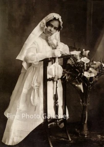 1920 FRIDA KAHLO Mexican Artist Catholic Communion Authentic LARGE Duotone Photo - Picture 1 of 1