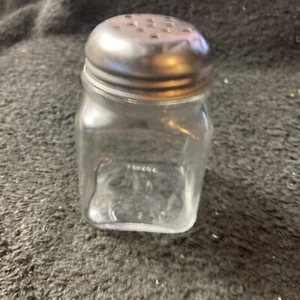 Shaker per semi di parmigiano formaggio/peperoncino scuotitore da tavolo in vetro trasparente - Foto 1 di 5