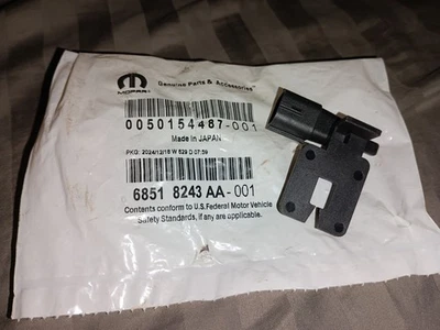 (1) New Genuine Mopar Sensor-Ambient Temperature 68518243AA OEM - Image 1 of 2