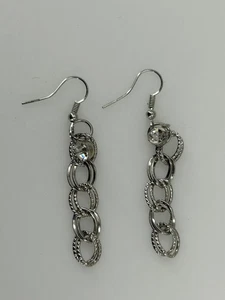 Pendientes colgantes de eslabones de cadena tono plata con estrás transparente - Imagen 1 de 6