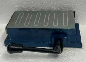 Mandrini magnetici permanenti resistenti rettangolari per rettifica e fresatura accurate - Foto 1 di 3