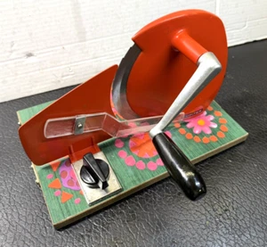 FOOD SLICER JUPITER VINTAGE MEAT SALAMI HAM MADE IN GERMANY 1970's RETRO RED A13 - Picture 1 of 3