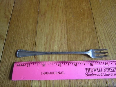 Cocktail Fork 1881 Rogers Oneida Needlepoint-Beaded Artistry Beading FREE SHIP - Image 1 of 4