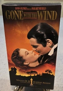 Gone With The Wind (VHS 1939\1998 MGM) Clarke Gable Vivian Leigh classic 2 tape - Foto 1 di 2
