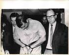 1968 Pressefoto Gary Steven Krist Verdächtiger und FBI Männer - neb18153