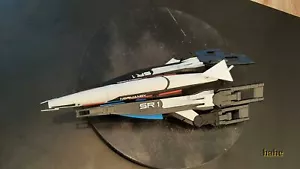 NEW MASS EFFECT SSV Normandy SR1 Spaceship Model 3D Printed Assembled Model - Picture 1 of 7