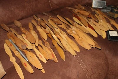 hélices de avión modelo madera antiguo puntas ruedas y probadores de tensión Foto 1 de 4