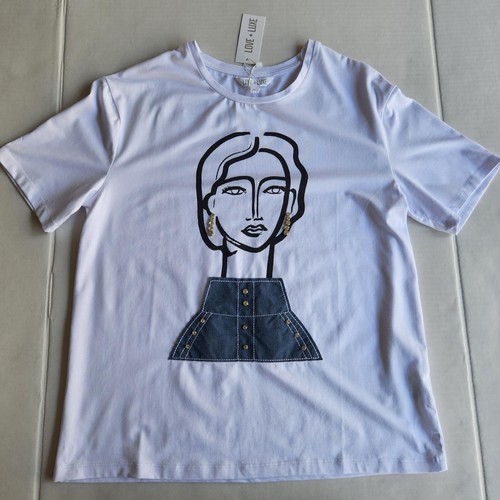 OFF WHITE Love + Luxe Abbigliamento Uomo T Shirt Bianca con Ritratto di Signora con Orecchini